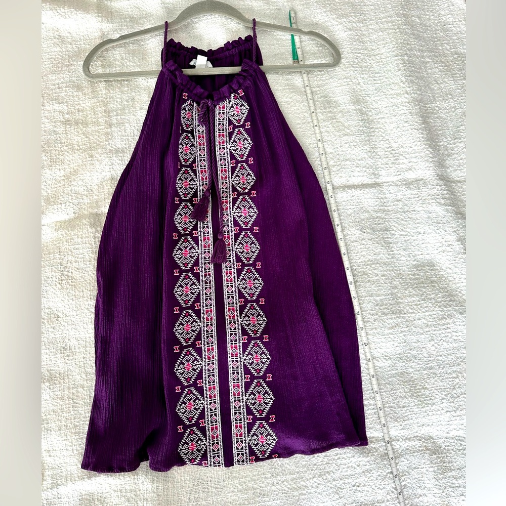 Women’s purple float tank